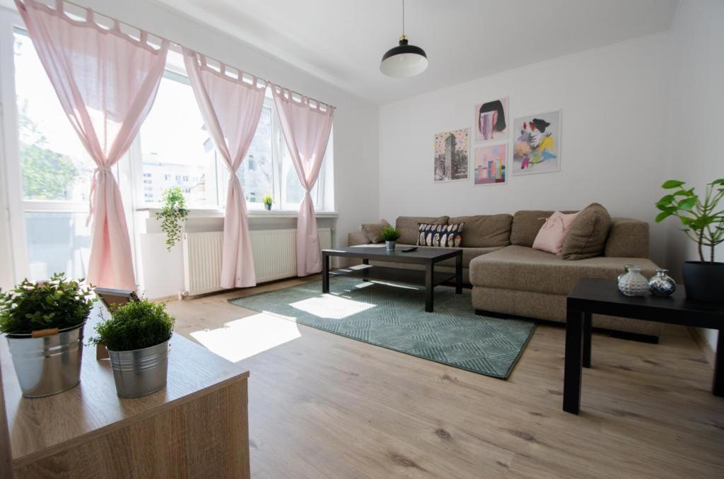 Bright Apartment Near Cismigiu And Old Town Bucureşti Eksteriør bilde